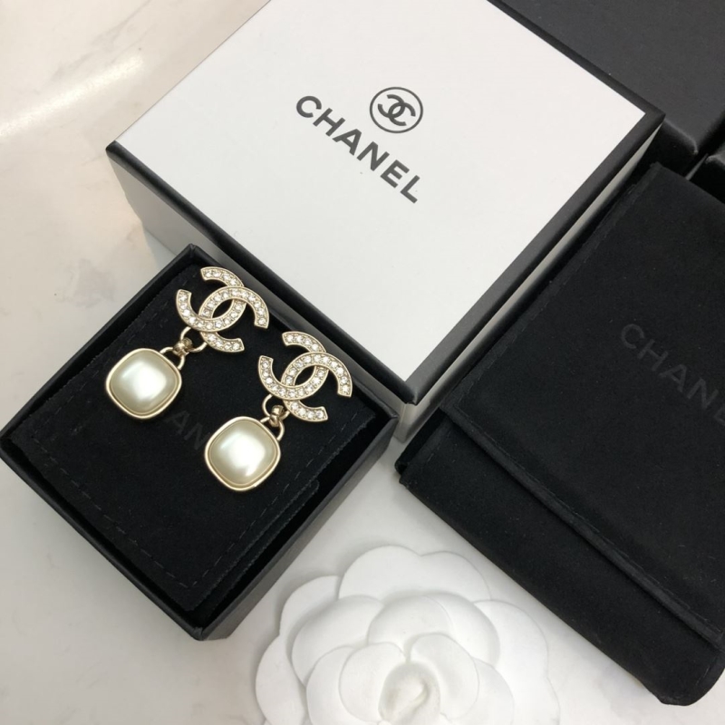 Ch**el earrings